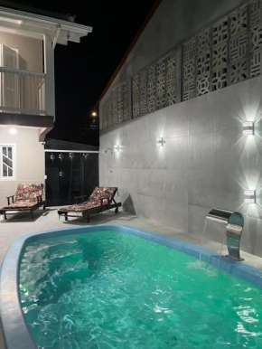 Casa com piscina para 12 pessoas